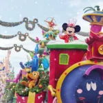 christmas parade at disneyland paris