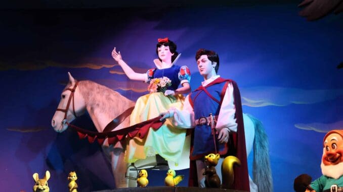 snowhite and prince charming at the end of snow white ride