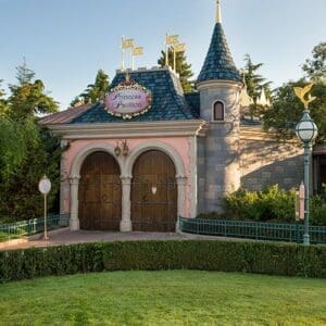 outside facade of the princess pavilion at disneyland paris