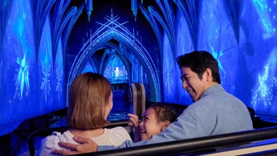 Frozen Ride Disneyland Paris (2026): Is It Worth It?