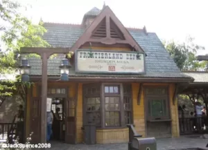 Frontierland Railroad Station